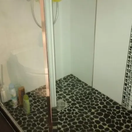 3 Pièces Résidence Avec Piscine 100m Plages 125 Appartamento *